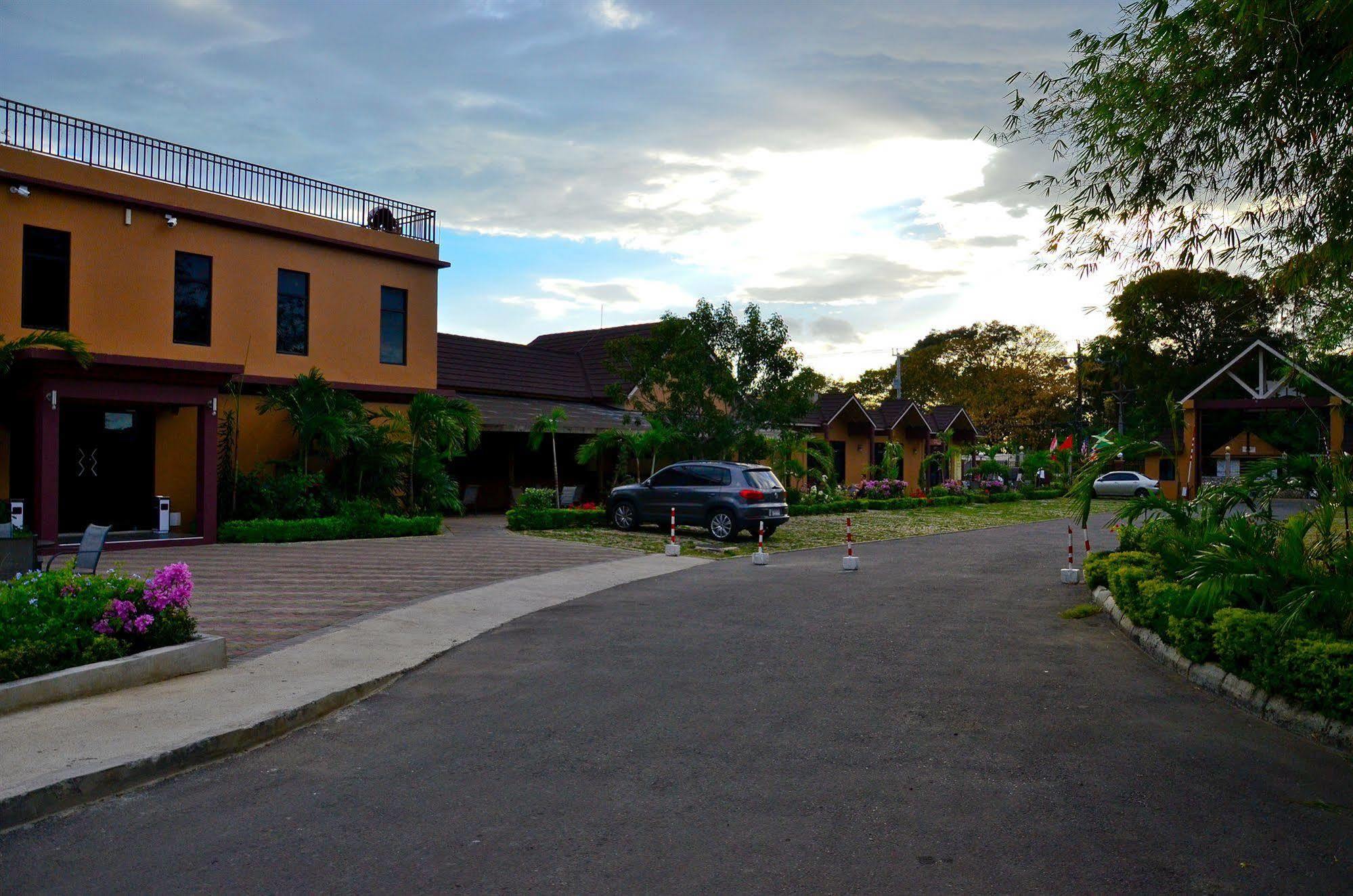 Donway, A Jamaican Style Village Montego Bay Dış mekan fotoğraf