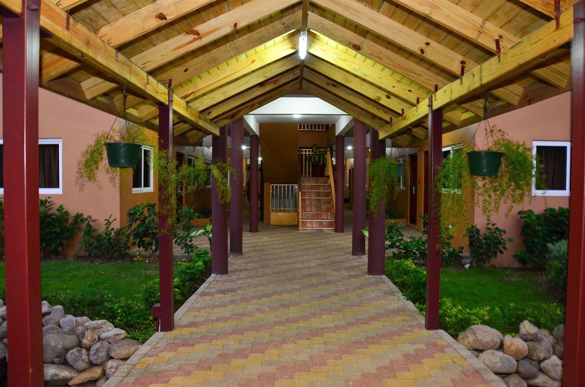 Donway, A Jamaican Style Village Montego Bay Dış mekan fotoğraf